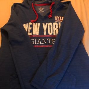 Magestic Juniors/ladies Hooded NY Giants sweatshirt with strings. V-neck.